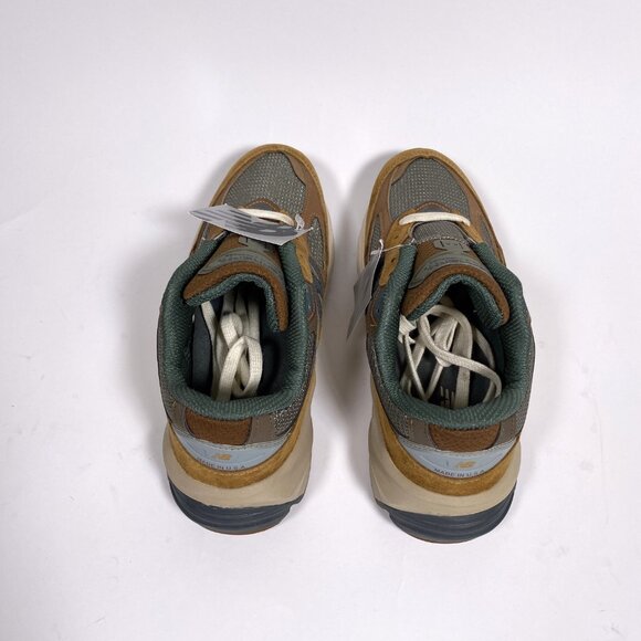 NEW BALANCE x Carhartt WIP 990v6 Sneakers - Picture 7 of 12